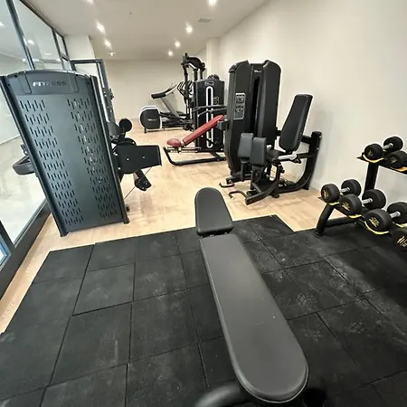 호텔 Golden Rock Hotel&spa 시데