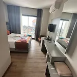Golden Rock Hotel&spa Hotel