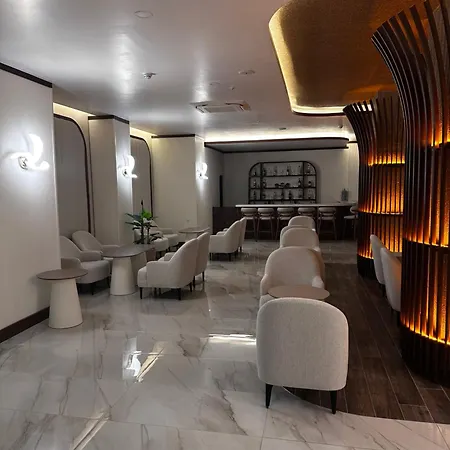 Otel Golden Rock Hotel&spa 4*