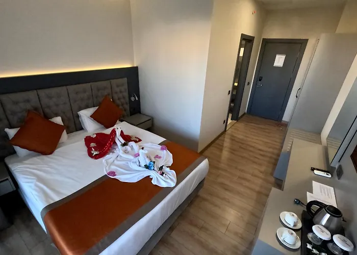 Hotell Golden Rock Hotel&spa 4*
