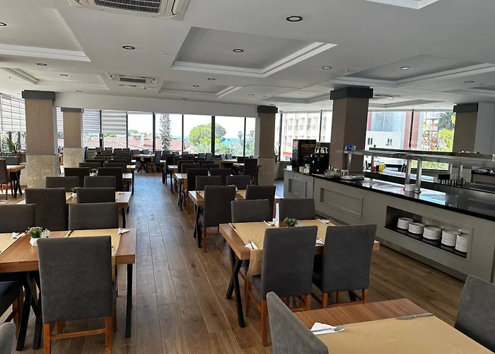 Golden Rock Hotel&spa Hotell